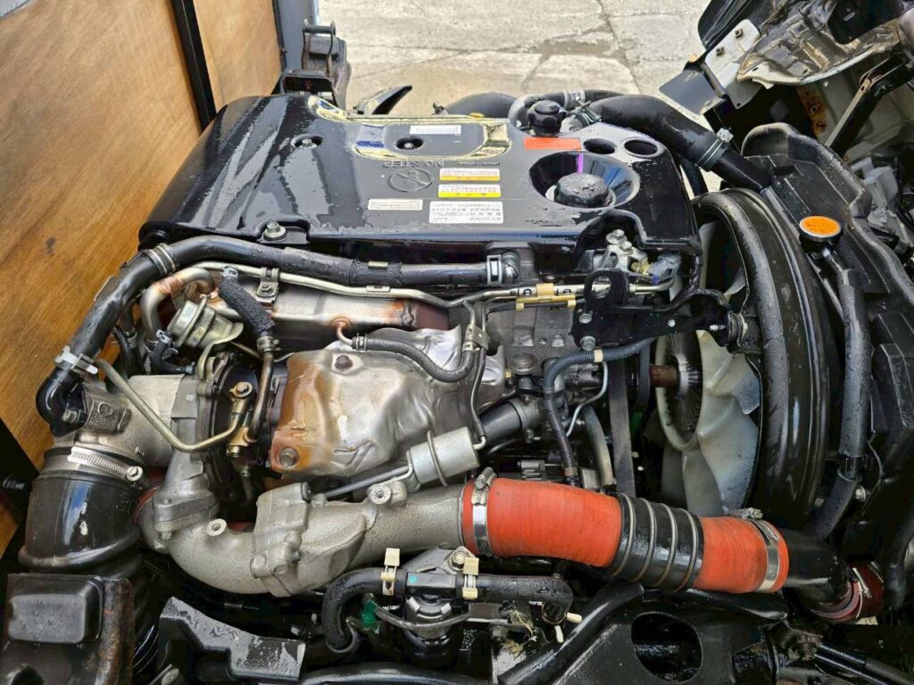 平成24年　いすゞ　エルフ　２トン平ロング　４WD・５方開き（車検令和８年４月）