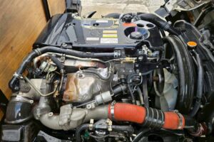 サムネイル: 平成24年　いすゞ　エルフ　２トン平ロング　４WD・５方開き（車検令和８年４月）