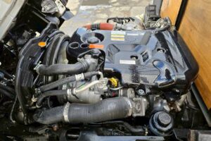 サムネイル: 平成24年　いすゞ　エルフ　２トン平ロング　４WD・５方開き（車検令和８年４月）