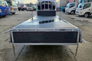 サムネイル: 平成24年　いすゞ　エルフ　２トン平ロング　４WD・５方開き（車検令和８年４月）