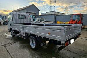 サムネイル: 平成24年　いすゞ　エルフ　２トン平ロング　４WD・５方開き（車検令和８年４月）