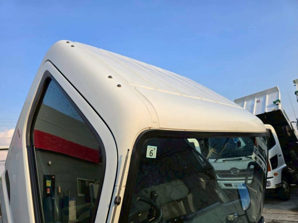 平成28年　三菱　キャンター　２トン平ロング　全低床・軽々ゲート付（車検令和8年6月）