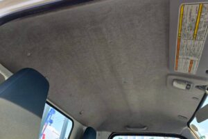 サムネイル: 平成28年　三菱　キャンター　２トン平ロング　全低床・軽々ゲート付（車検令和8年6月）