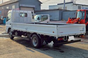 サムネイル: 平成28年　三菱　キャンター　２トン平ロング　全低床・軽々ゲート付（車検令和8年6月）