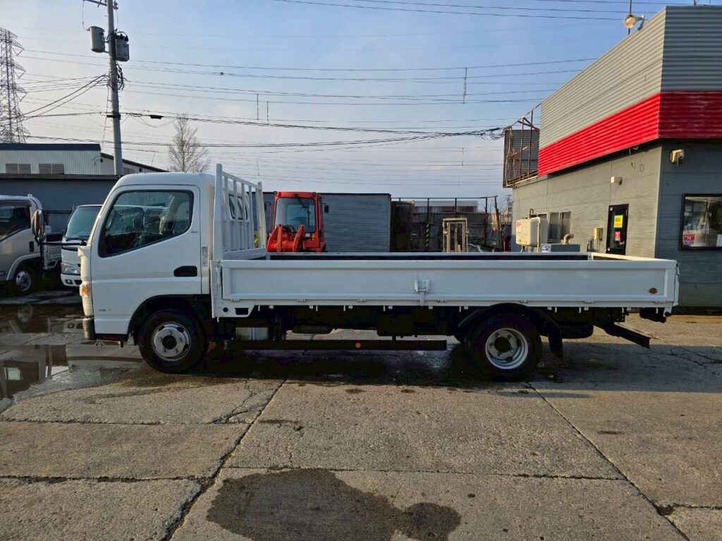 平成28年　三菱　キャンター　２トン平ロング　全低床・軽々ゲート付（車検令和8年6月）