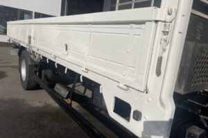 サムネイル: 平成23年　レンジャー４トン４段クレーン　ロング　ラジコン　車検1年付