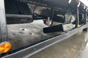 サムネイル: 平成23年　レンジャー４トン４段クレーン　ロング　ラジコン　車検1年付