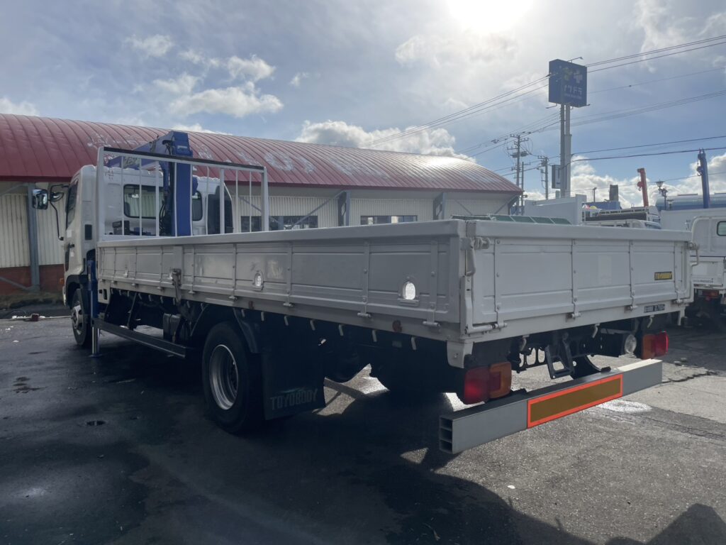 平成23年　レンジャー４トン４段クレーン　ロング　ラジコン　車検1年付