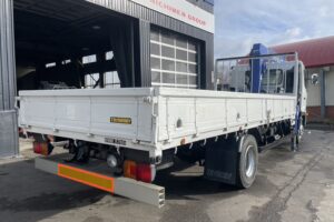 サムネイル: 平成23年　レンジャー４トン４段クレーン　ロング　ラジコン　車検1年付