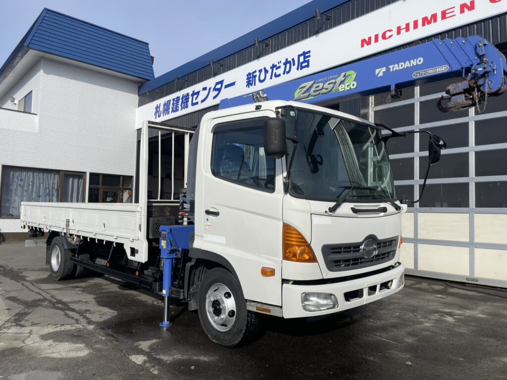 平成23年　レンジャー４トン４段クレーン　ロング　ラジコン　車検1年付