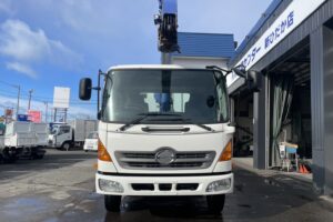 サムネイル: 平成23年　レンジャー４トン４段クレーン　ロング　ラジコン　車検1年付