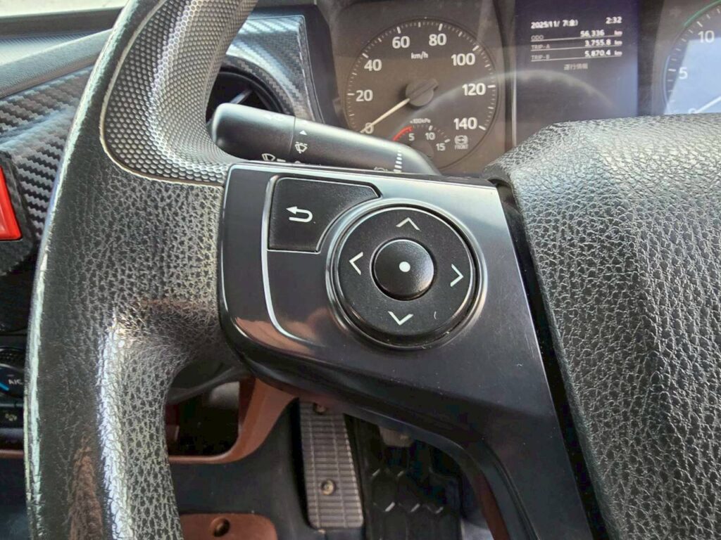 平成30年　日野　レンジャー　４トンダンプ　コボレーン付・荷台塗装済！（車検1年付）