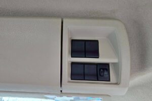 サムネイル: 平成30年　日野　レンジャー　４トンダンプ　コボレーン付・荷台塗装済！（車検1年付）