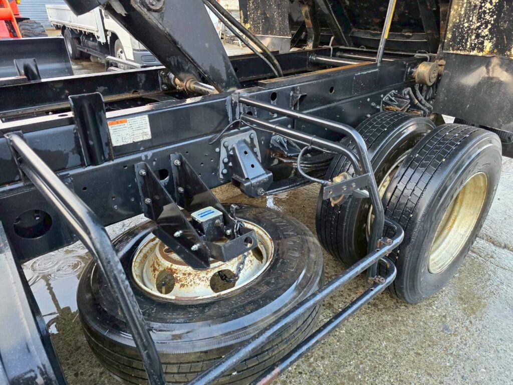 平成29年　日野　レンジャー　４トンダンプ　Ｌゲート・電動コボレーン付（車検令和８年２月）