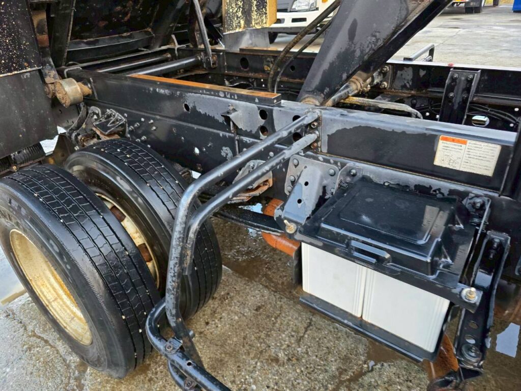 平成29年　日野　レンジャー　４トンダンプ　Ｌゲート・電動コボレーン付（車検令和８年２月）