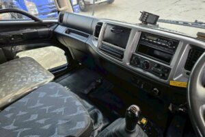 サムネイル: 平成29年　日野　レンジャー　４トンダンプ　Ｌゲート・電動コボレーン付（車検令和８年２月）