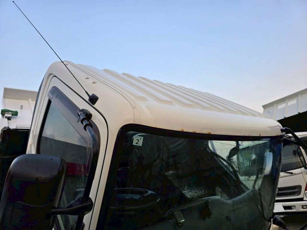 平成29年　日野　レンジャー　４トンダンプ　Ｌゲート・電動コボレーン付（車検令和８年２月）