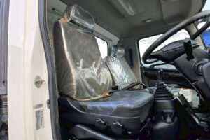 サムネイル: 平成29年　日野　レンジャー　４トンダンプ　Ｌゲート・電動コボレーン付（車検令和８年２月）