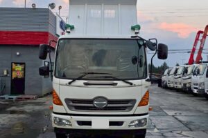 サムネイル: 平成29年　日野　レンジャー　４トンダンプ　Ｌゲート・電動コボレーン付（車検令和８年２月）