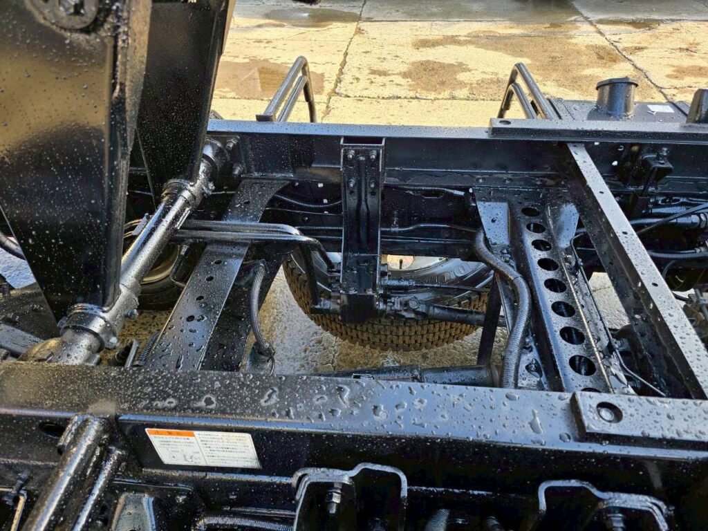 令和１年　日野　レンジャー　４トンダンプ　コボレーン付・荷台塗装済！（車検1年付）