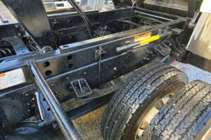 サムネイル: 令和１年　日野　レンジャー　４トンダンプ　コボレーン付・荷台塗装済！（車検1年付）