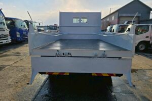 サムネイル: 令和１年　日野　レンジャー　４トンダンプ　コボレーン付・荷台塗装済！（車検1年付）