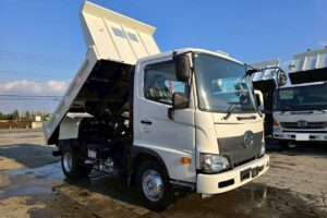 サムネイル: 令和１年　日野　レンジャー　４トンダンプ　コボレーン付・荷台塗装済！（車検1年付）