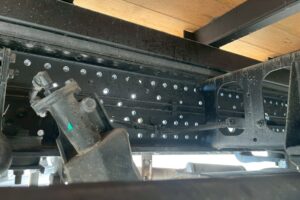 サムネイル: 平成21年　いすゞ　フォワード　４トン４段クレーン　ロングジャッキ・フックイン・ラジコン付