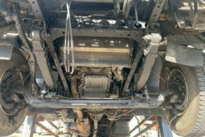 サムネイル: 平成21年　いすゞ　フォワード　４トン４段クレーン　ロングジャッキ・フックイン・ラジコン付