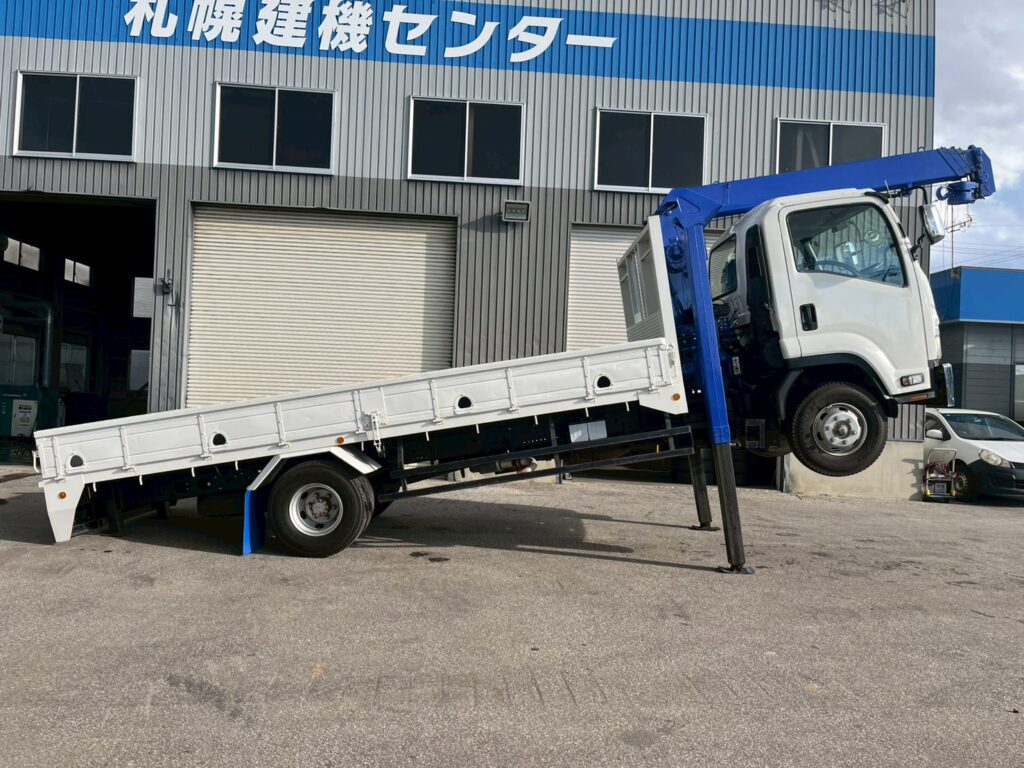 平成21年　いすゞ　フォワード　４トン４段クレーン　ロングジャッキ・フックイン・ラジコン付