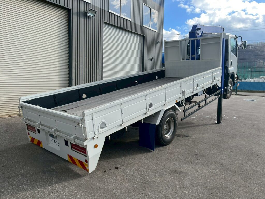 平成21年　いすゞ　フォワード　４トン４段クレーン　ロングジャッキ・フックイン・ラジコン付