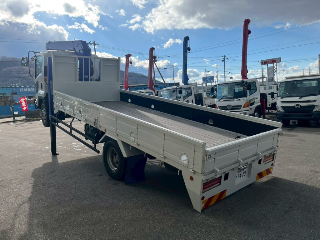 平成21年　いすゞ　フォワード　４トン４段クレーン　ロングジャッキ・フックイン・ラジコン付