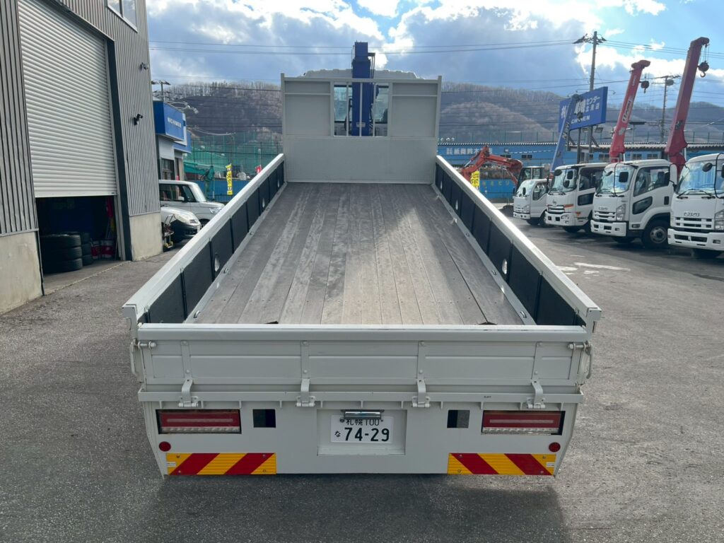 平成21年　いすゞ　フォワード　４トン４段クレーン　ロングジャッキ・フックイン・ラジコン付