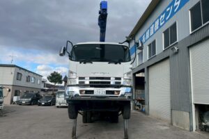 サムネイル: 平成21年　いすゞ　フォワード　４トン４段クレーン　ロングジャッキ・フックイン・ラジコン付