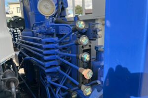 サムネイル: 平成21年　いすゞ　フォワード　４トン４段クレーン　ロングジャッキ・フックイン・ラジコン付