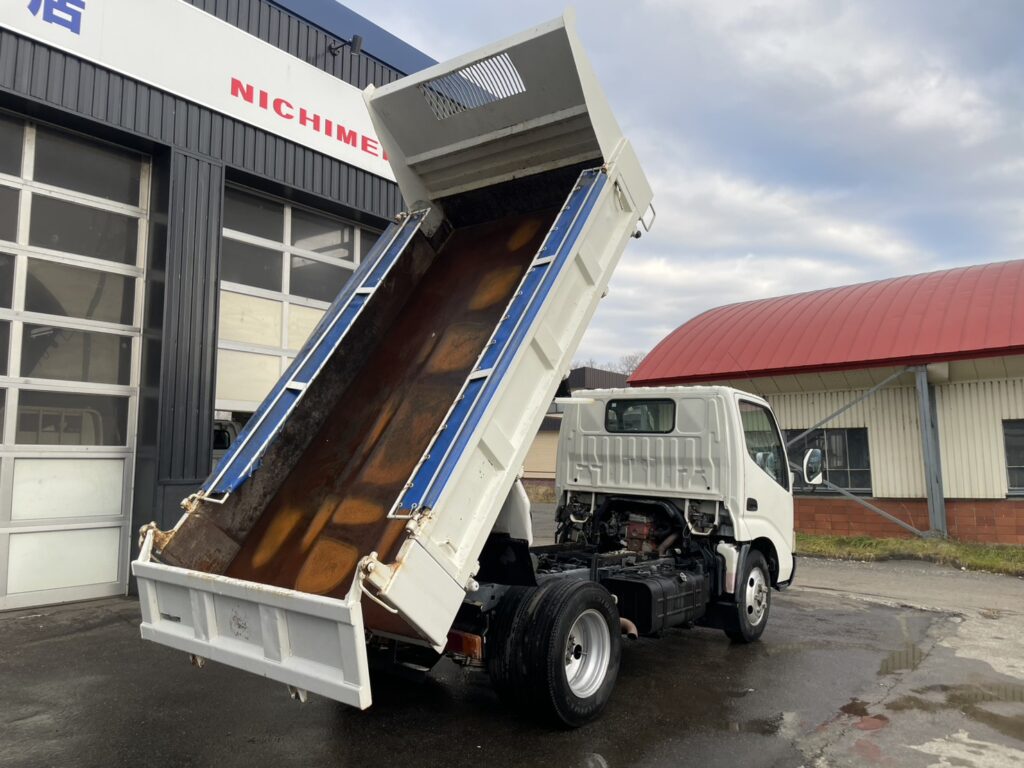 平成20年　デュトロ3トンダンプ　フル装備　5MT　車検1年付