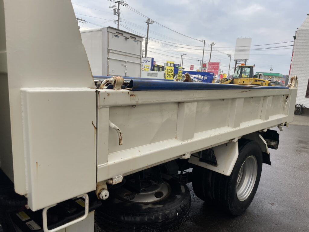 平成20年　デュトロ3トンダンプ　フル装備　5MT　車検1年付
