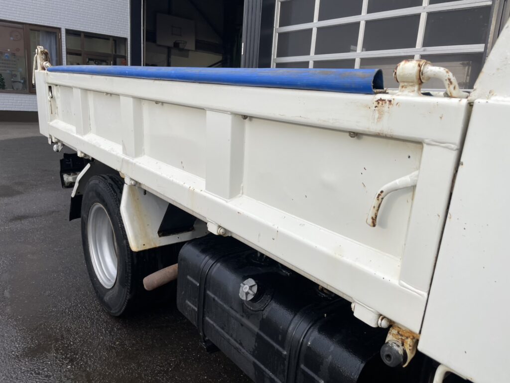 平成20年　デュトロ3トンダンプ　フル装備　5MT　車検1年付