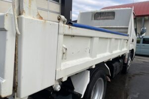 サムネイル: 平成20年　デュトロ3トンダンプ　フル装備　5MT　車検1年付