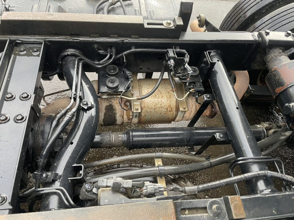 平成20年　デュトロ3トンダンプ　フル装備　5MT　車検1年付