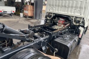 サムネイル: 平成20年　デュトロ3トンダンプ　フル装備　5MT　車検1年付