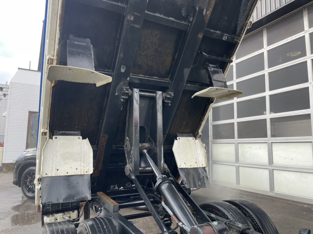 平成20年　デュトロ3トンダンプ　フル装備　5MT　車検1年付