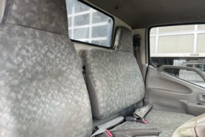 サムネイル: 平成20年　デュトロ3トンダンプ　フル装備　5MT　車検1年付