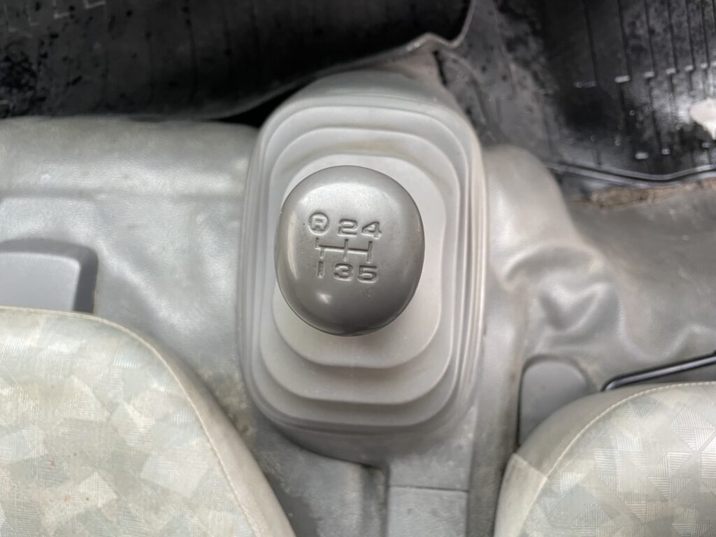 平成20年　デュトロ3トンダンプ　フル装備　5MT　車検1年付