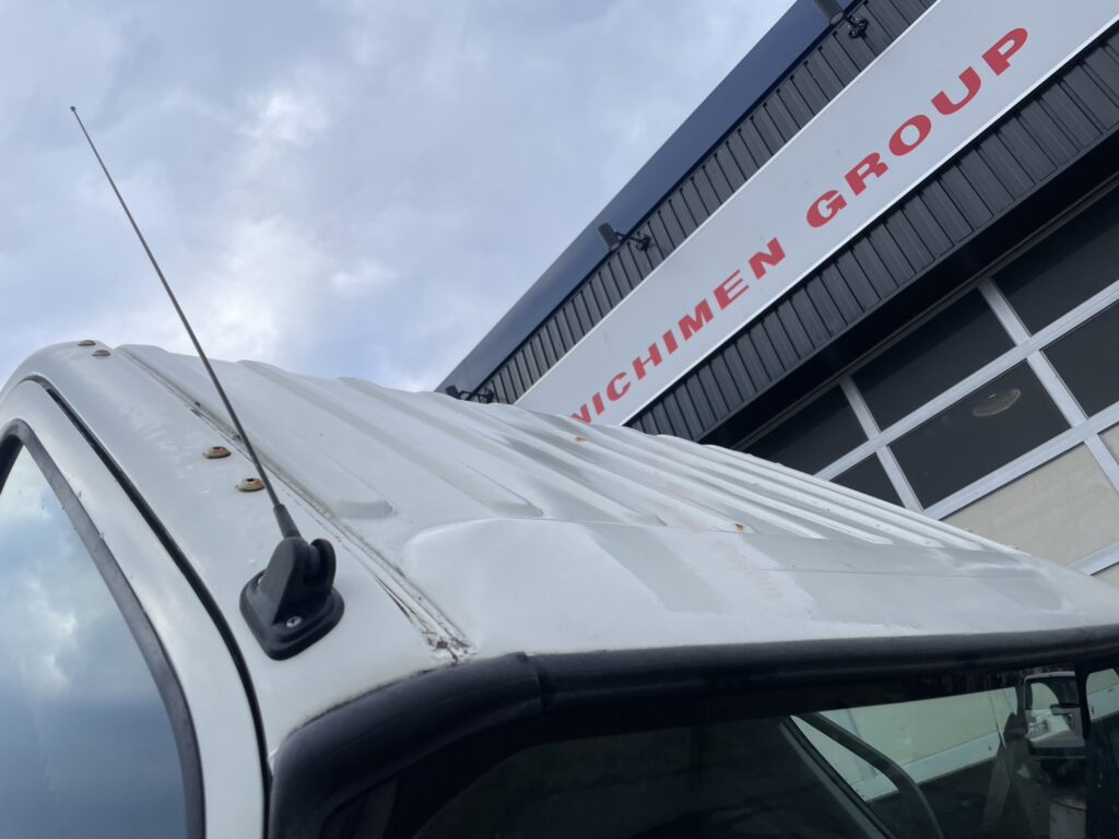 平成20年　デュトロ3トンダンプ　フル装備　5MT　車検1年付