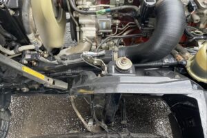 サムネイル: 平成20年　デュトロ3トンダンプ　フル装備　5MT　車検1年付