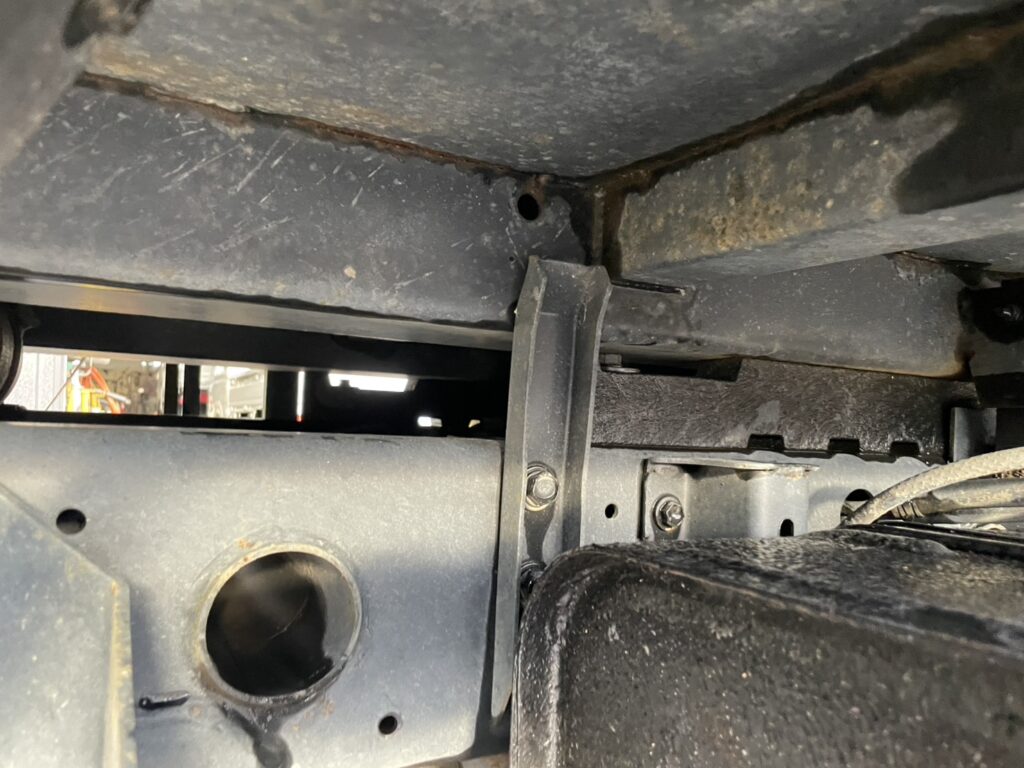 平成20年　デュトロ3トンダンプ　フル装備　5MT　車検1年付