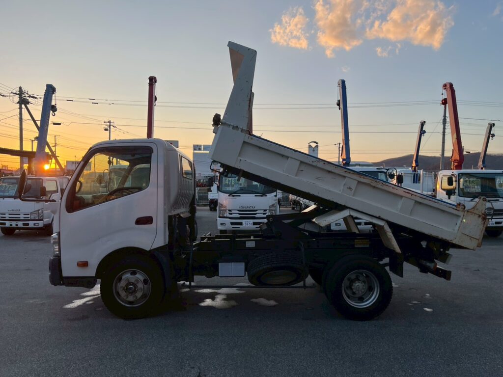 平成26年式デュトロダンプ　最大積載4000㎏　電動コボレーン