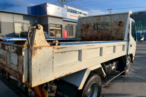 サムネイル: 平成26年式デュトロダンプ　最大積載4000㎏　電動コボレーン