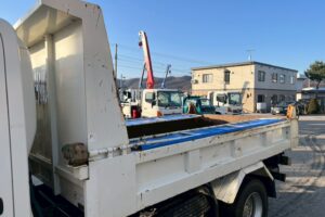 サムネイル: 平成26年式デュトロダンプ　最大積載4000㎏　電動コボレーン